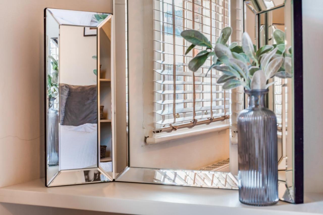 Chester City Centre Cottage, Sleeps 6 With Free Parking エクステリア 写真