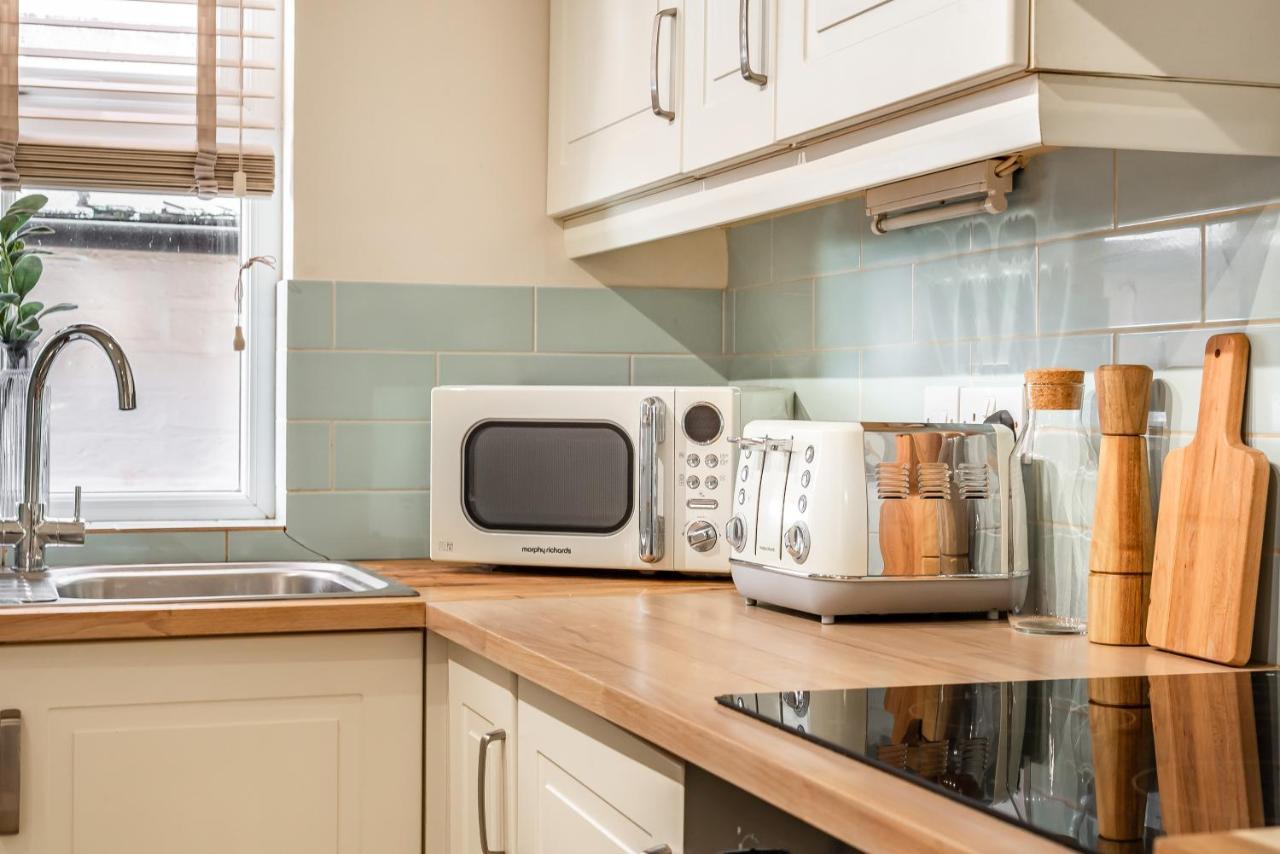 Chester City Centre Cottage, Sleeps 6 With Free Parking エクステリア 写真
